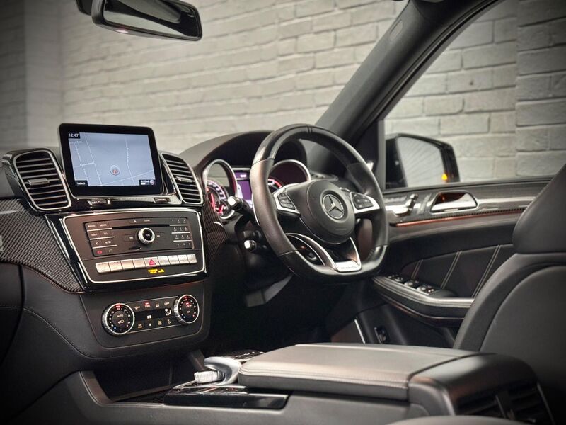 MERCEDES-BENZ GLS