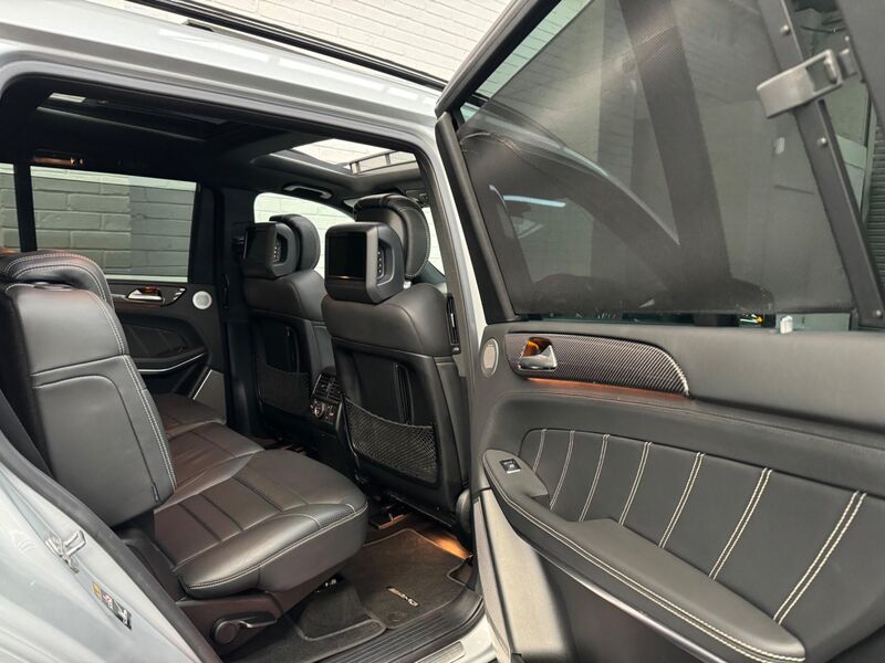 MERCEDES-BENZ GLS