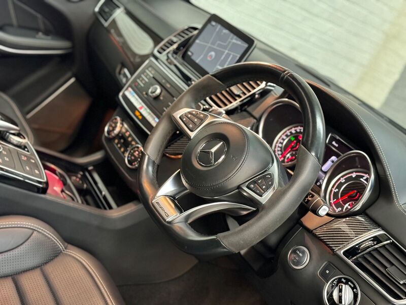 MERCEDES-BENZ GLS