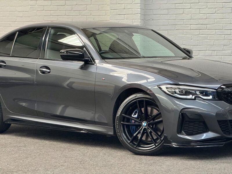 BMW 3 SERIES