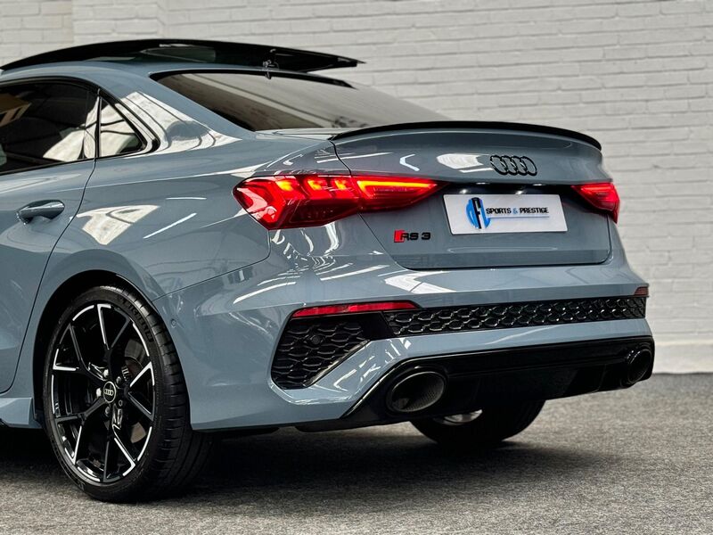 AUDI RS3
