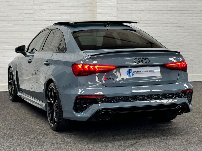 AUDI RS3