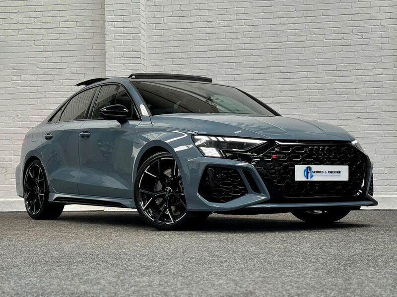 AUDI RS3