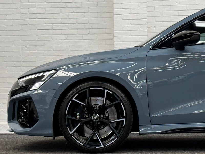 AUDI RS3