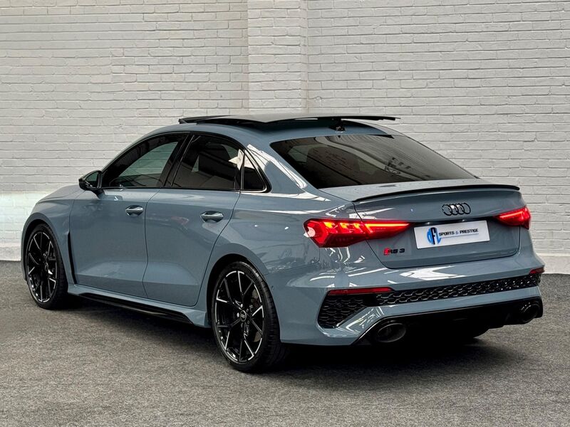 AUDI RS3