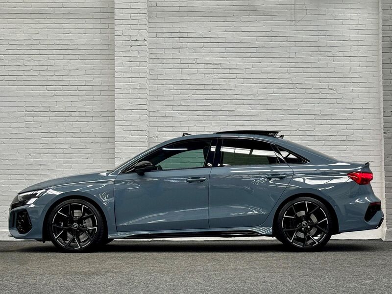 AUDI RS3