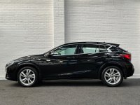 INFINITI Q30