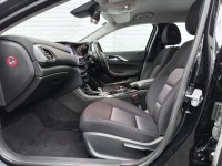 INFINITI Q30
