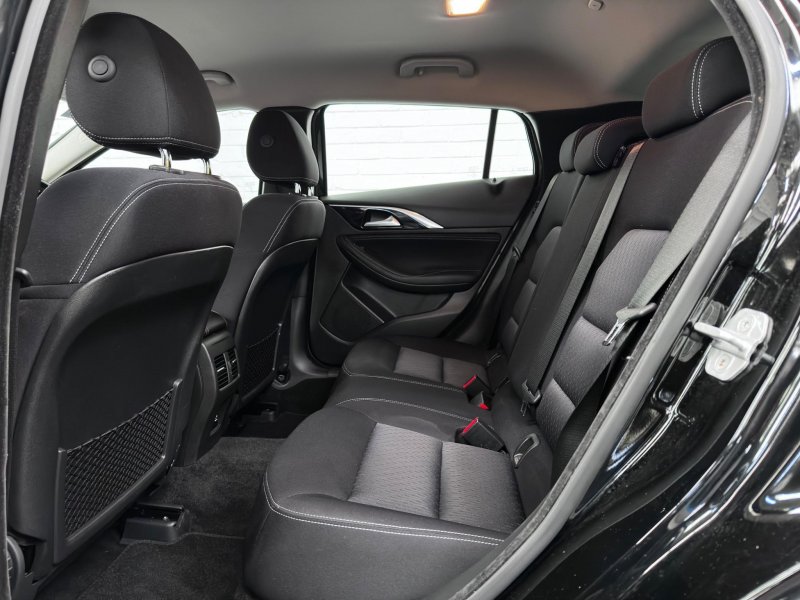 INFINITI Q30