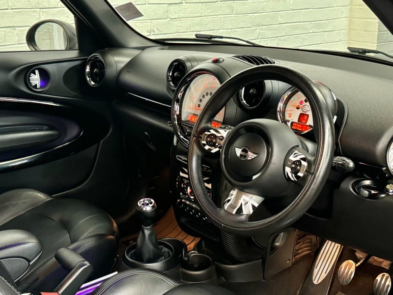 MINI PACEMAN