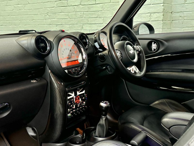 MINI PACEMAN