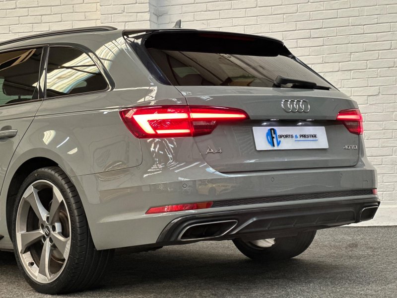 AUDI A4 AVANT