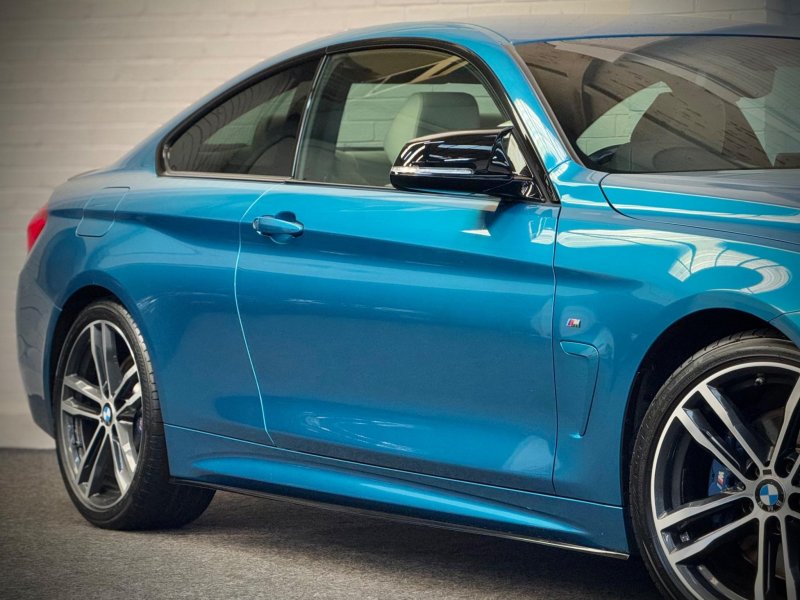 BMW 4 SERIES