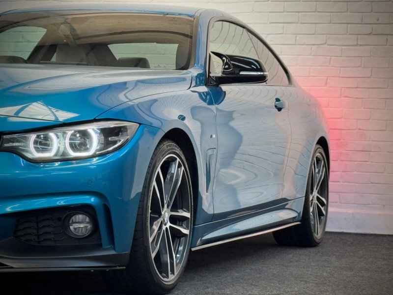 BMW 4 SERIES