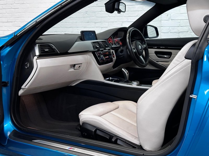 BMW 4 SERIES