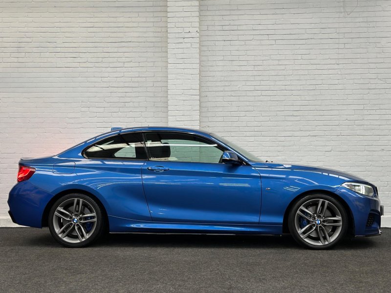 BMW 2 SERIES