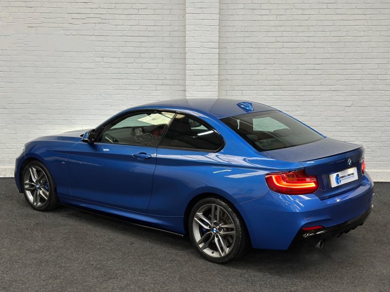 BMW 2 SERIES