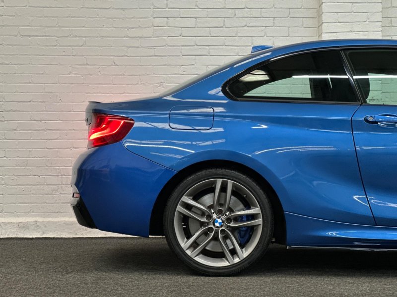 BMW 2 SERIES