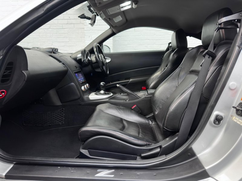 NISSAN 350Z