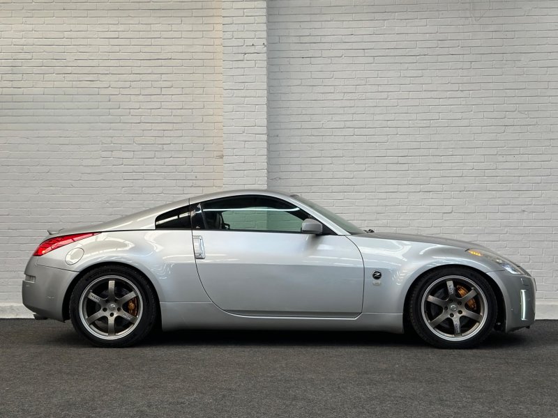 NISSAN 350Z