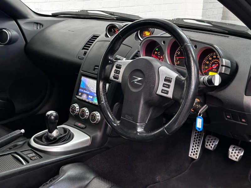 NISSAN 350Z