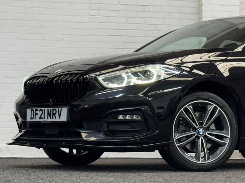 BMW 1 SERIES
