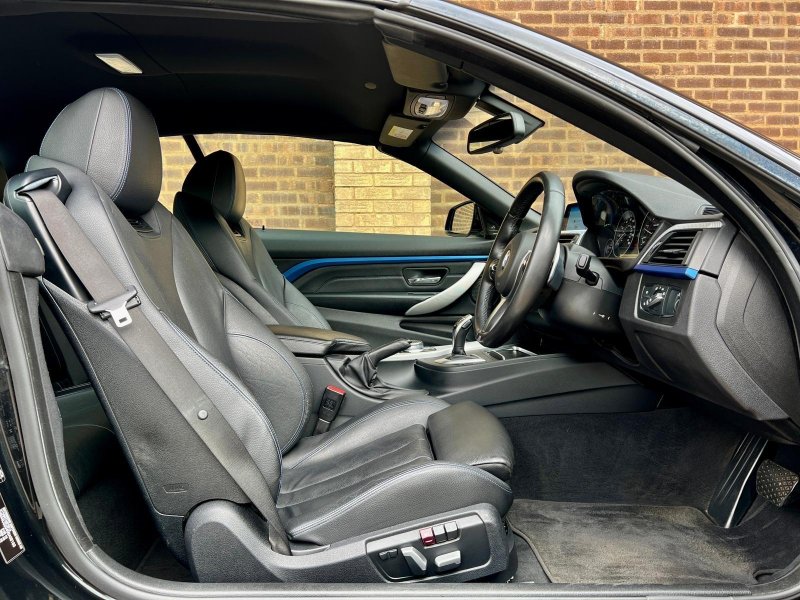 BMW 4 SERIES