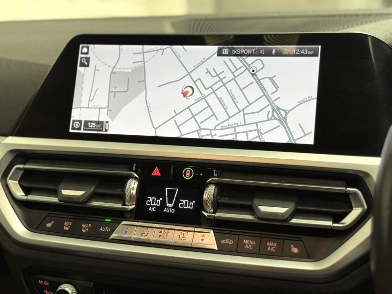 BMW 3 SERIES