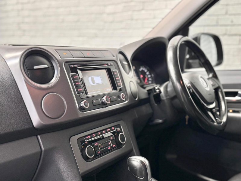 VOLKSWAGEN AMAROK