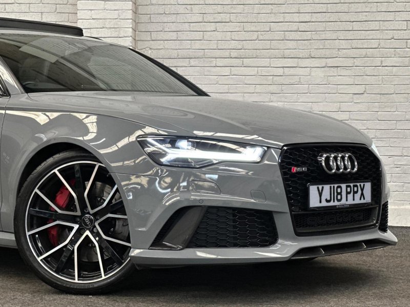 AUDI RS6