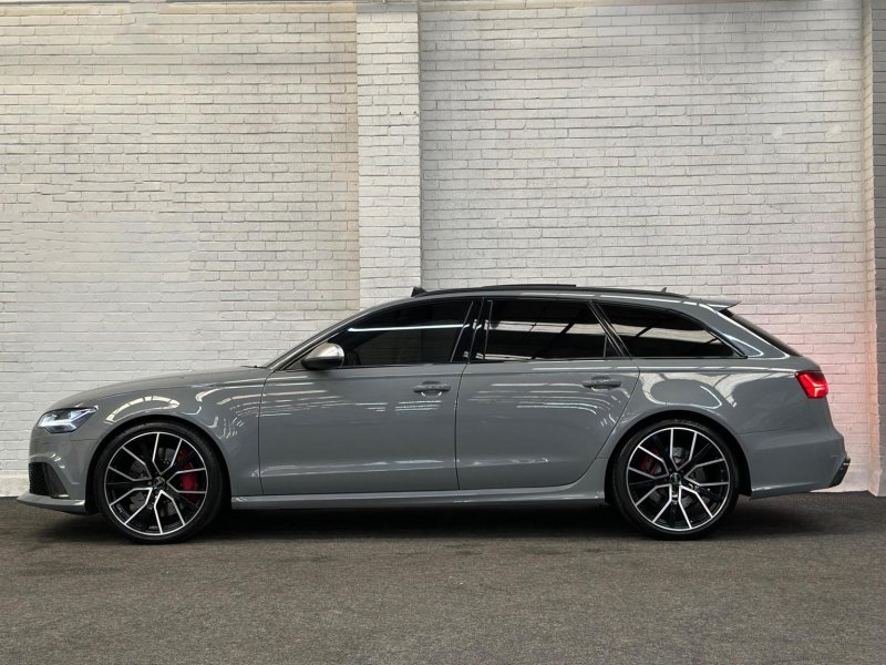 AUDI RS6