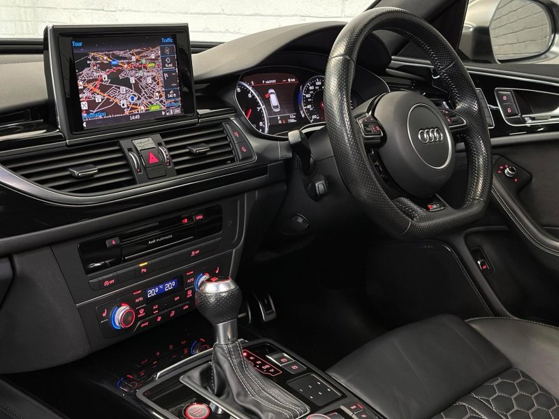AUDI RS6