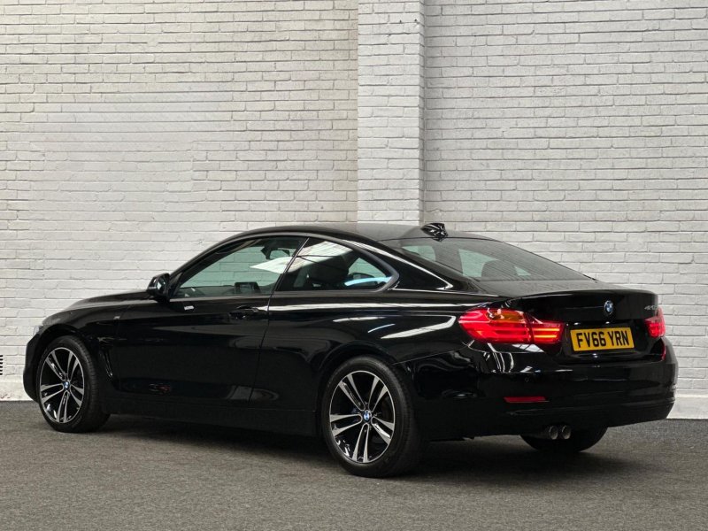 BMW 4 SERIES