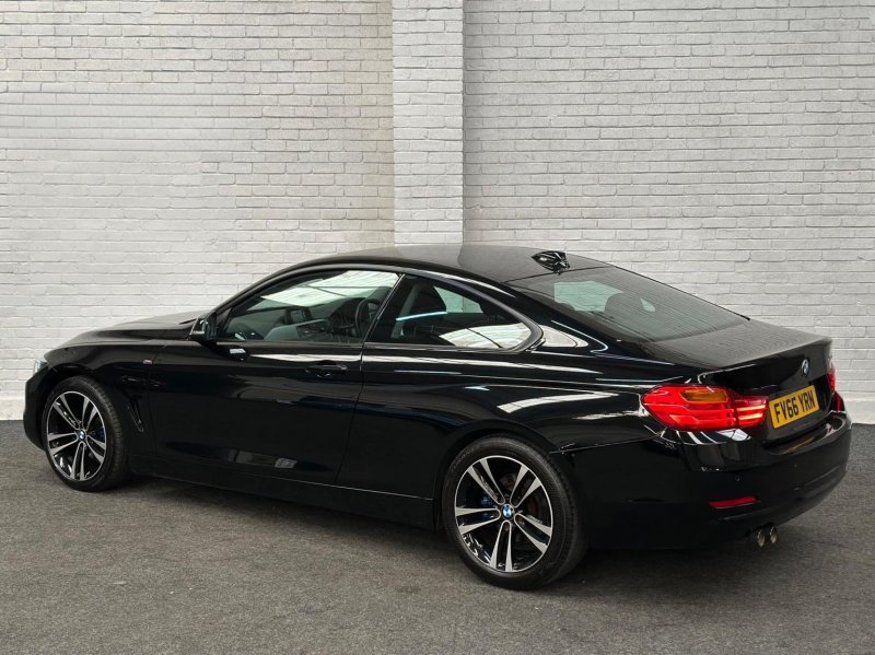 BMW 4 SERIES