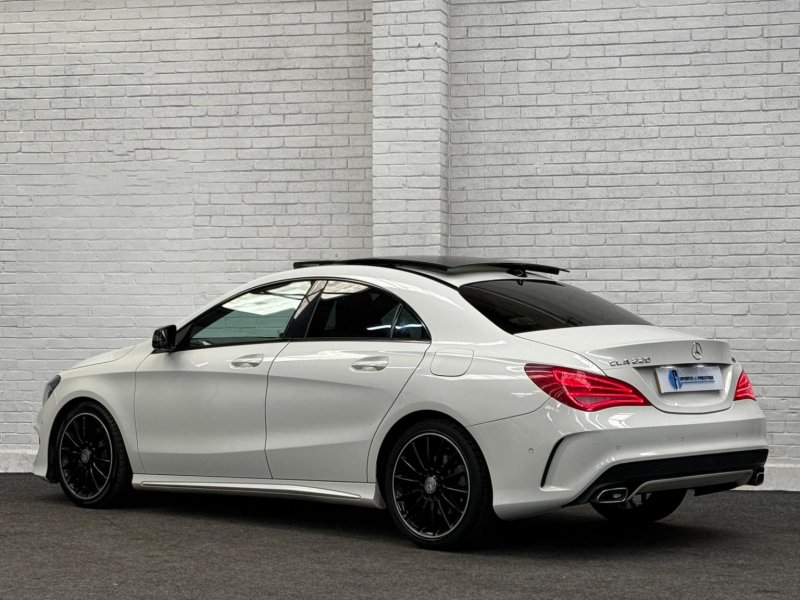 MERCEDES-BENZ CLA