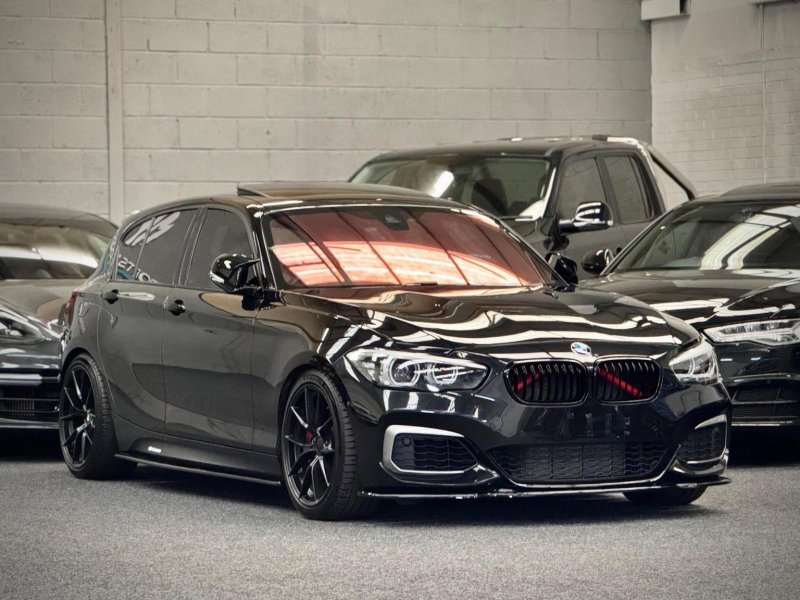 BMW 1 SERIES
