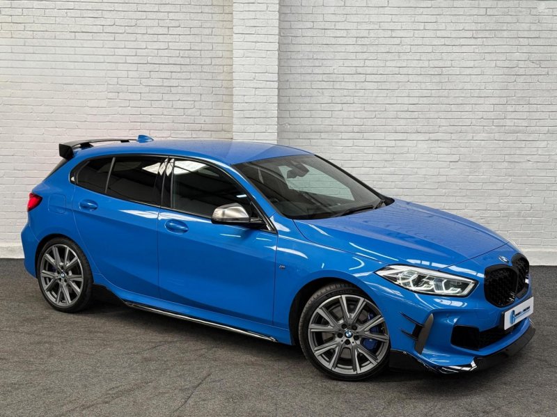 BMW 1 SERIES