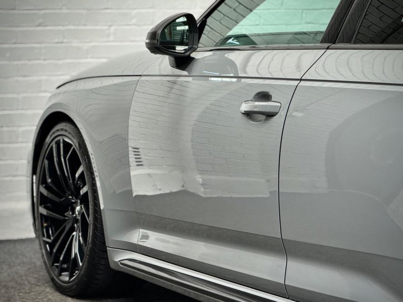 AUDI RS4