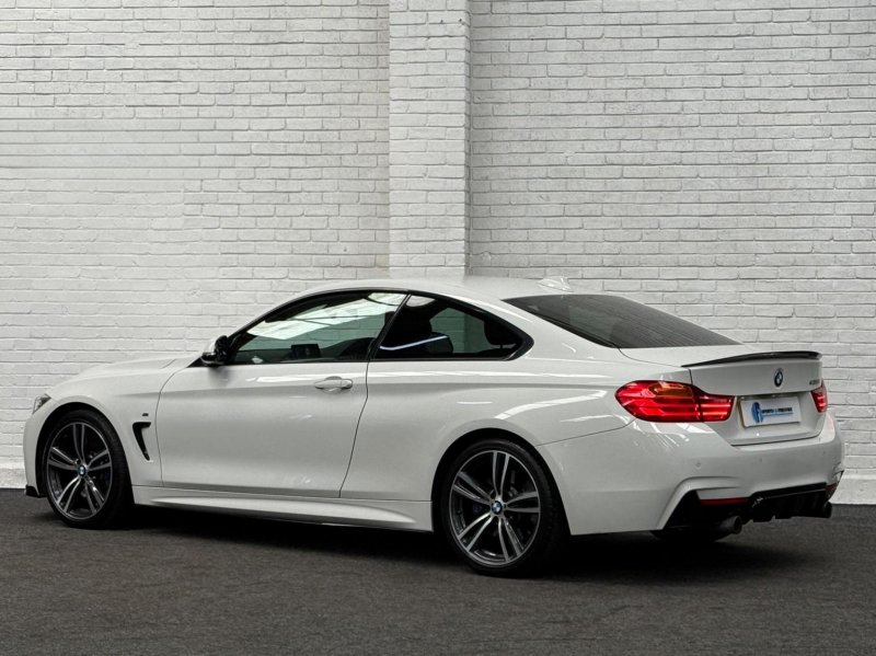 BMW 4 SERIES