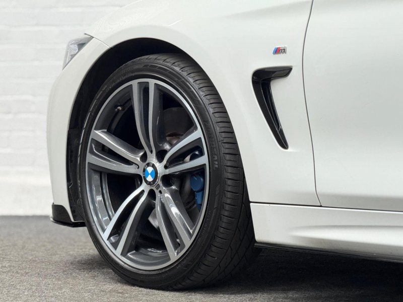 BMW 4 SERIES